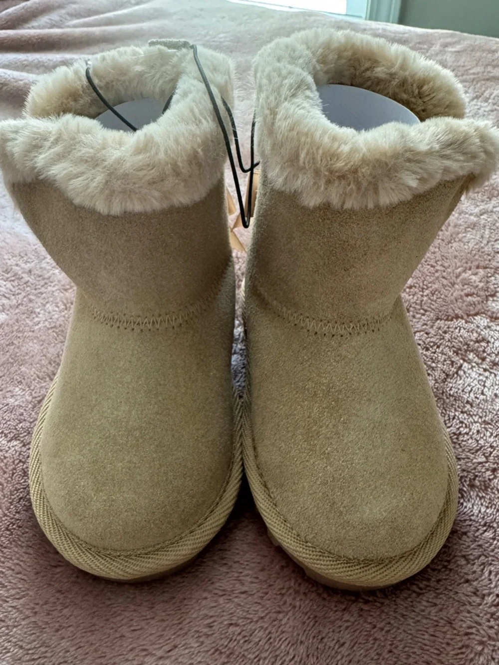 NWT Bearpaw Glitter Leather and Faux Fur Baby/Toddler Girls Boots, Size 5
